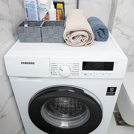 Apartament Elegant Downtown With Private Parking